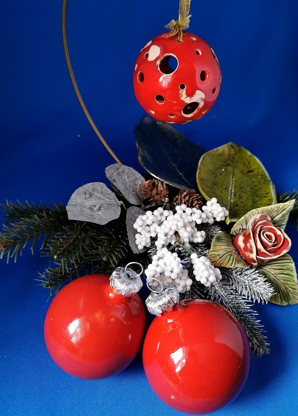 Bombka ceramiczna czerwona